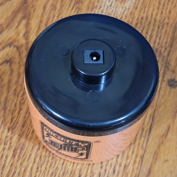 ViaTek Mighty Jump Emergency Vehicle Jumpstarter As Seen on TV NEW IN BOX - Picture 4 of 8